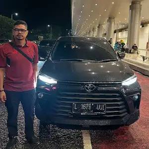 Jemput pelanggan baru dari bali ke surabaya rental mobil wrktrans